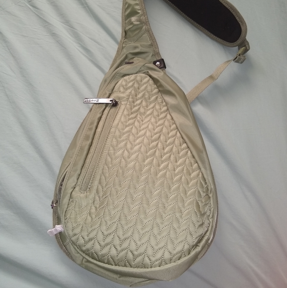 Sherpani Esprit LimitedE RFIF anti-theft sling